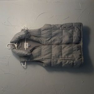 Old Navy Puff vest size M